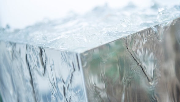 Jin Mai Lang ordert drei Linien für stilles Wasser und Boiled Water