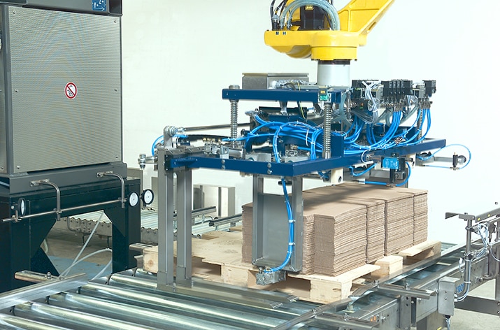 Gabel-Greiferkopf für Kartonzuschnitte Gabel-Greiferkopf für Kartonzuschnitte