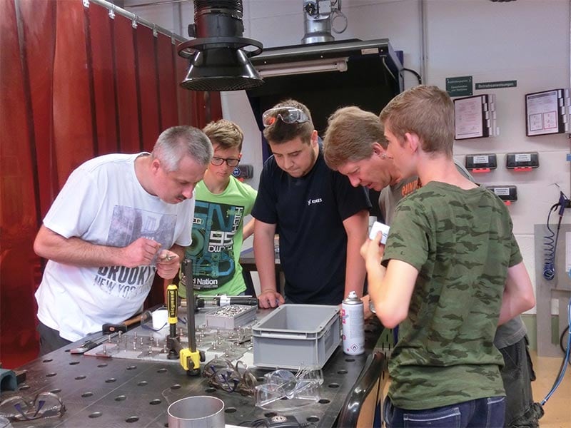 15. Juli: „Tag der Ausbildung“ beim Weltmarktführer